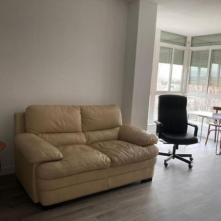 Ferienwohnung Silencioso, Luminoso Y Familiar Apartamento Madrid Exterior foto