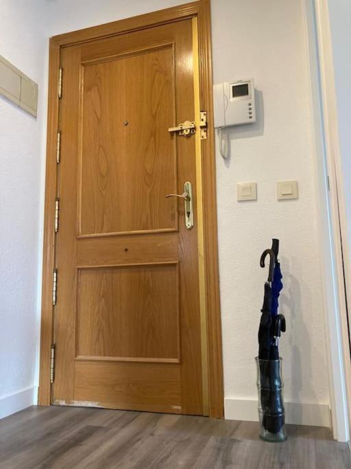 Ferienwohnung Silencioso, Luminoso Y Familiar Apartamento Madrid Exterior foto