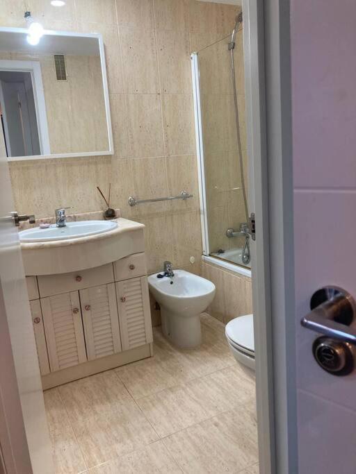 Ferienwohnung Silencioso, Luminoso Y Familiar Apartamento Madrid Exterior foto